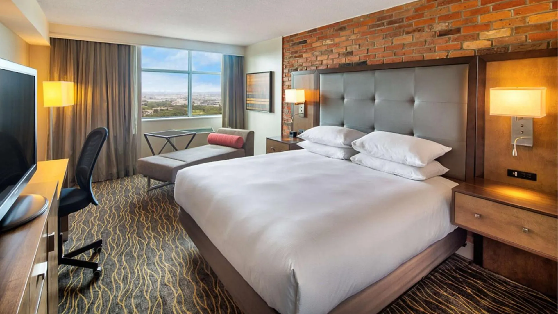 Hotel Doubletree By Hilton Toronto Airport, On 4*,  Canada