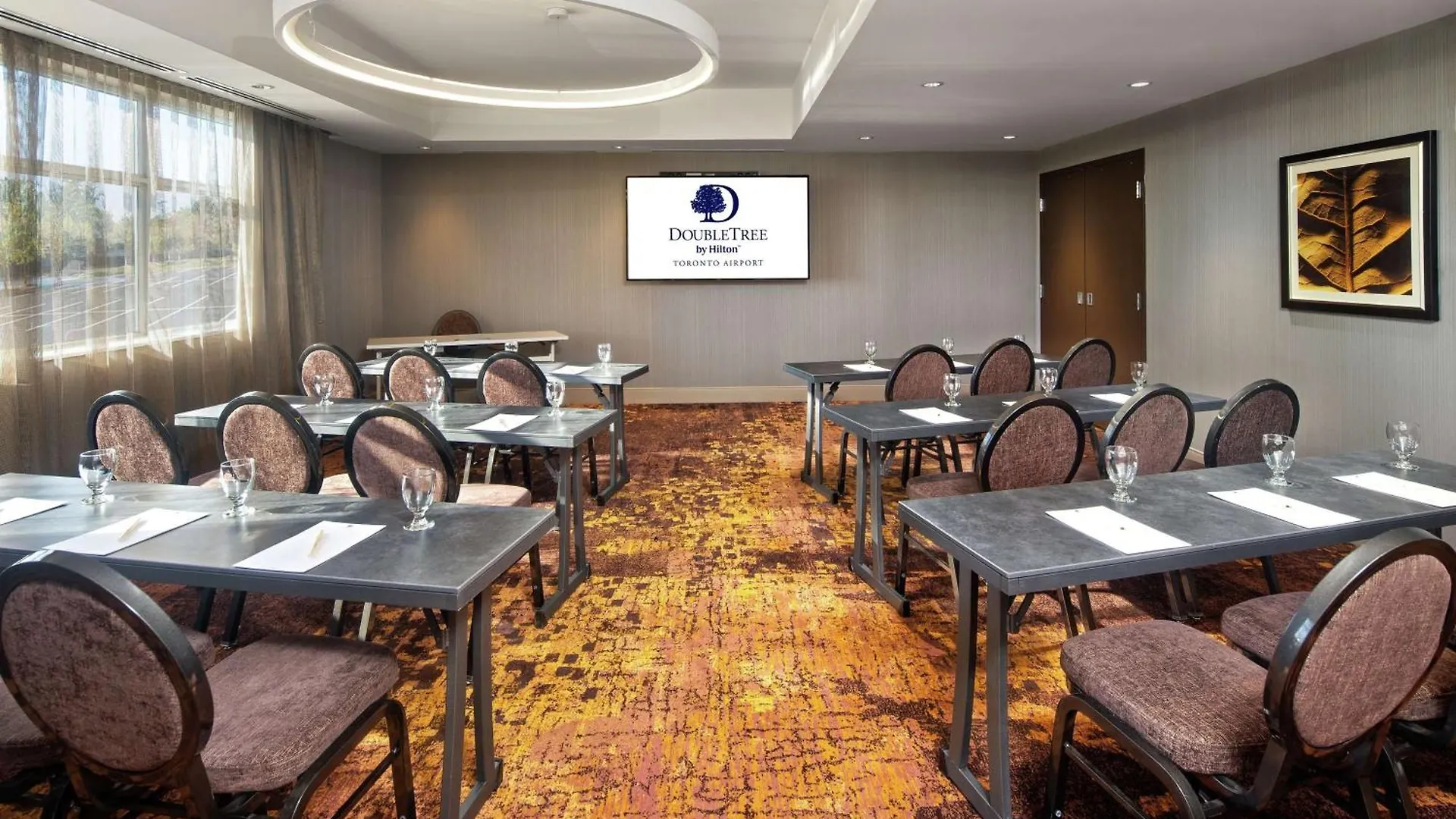 Hotel Doubletree By Hilton Toronto Airport, On