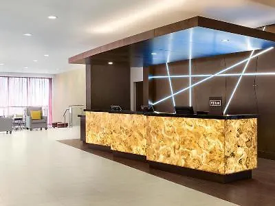 Hotel Doubletree By Hilton Toronto Airport, On